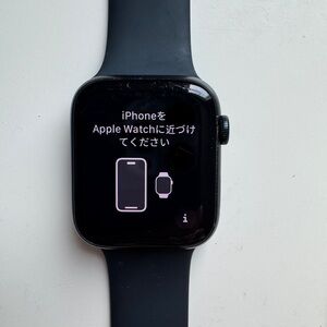 Apple Watch SE GPS 44mm Black Case Black Silicone Band M/L Fair Condition